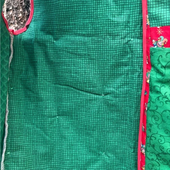 Vintage Festive Kitty  Green Women’s Vest - Picture 6 of 9